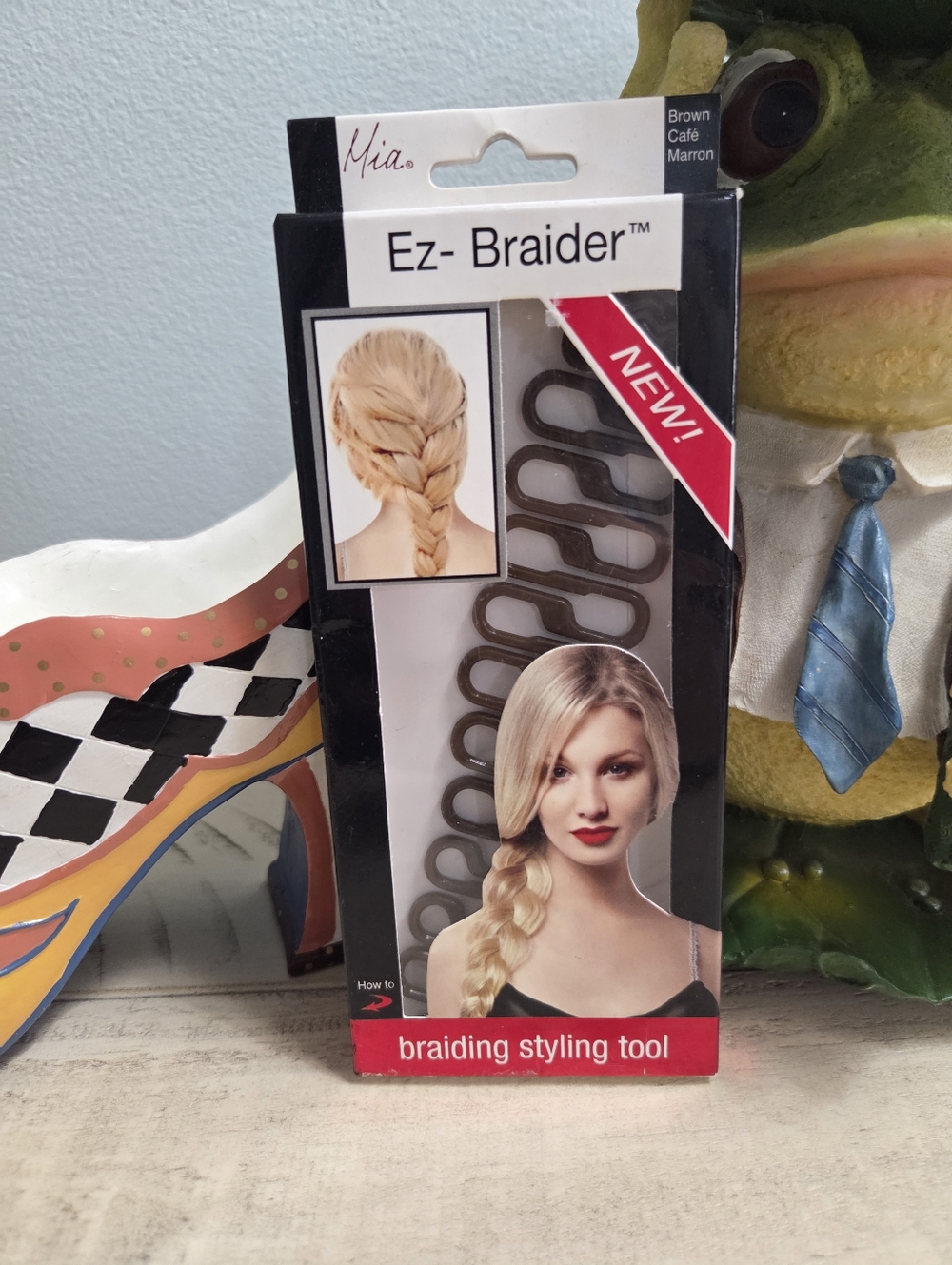 (BUY NOW)MIA Ez-Braider Braiding Styling Tool - Brown, New